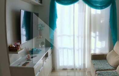 Imagem: O apartamento possui 2 Dormitórios, 1 Banheiro, 1 Vaga na garagem