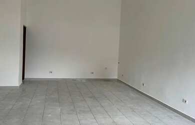 Imagem: O depósito possui 120m² de Área e está localizado em Vila