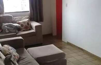 Imagem 5: Casa ampla com potencial para retorno financeiro e garagem com 10 vagas...