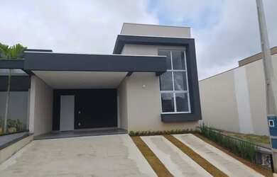 Imagem: A casa em condomínio possui 3 Dormitórios, 4 Banheiros, 4