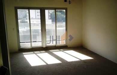 Imagem: O depósito possui 1 Vaga na garagem e 34m² de Área e está