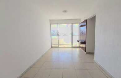 Imagem: O apartamento possui 3 Dormitórios, 2 Banheiros, 2 Vagas na