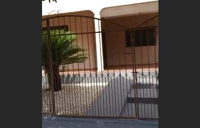 Imagem 2: Alugo casa em porangatu. 2 Vagas na garageme3 Dormitórios