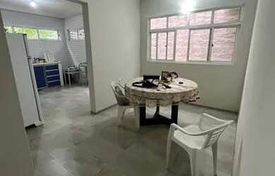 Imagem 11: Oportunidade casa Candeias 5 Qtos na avenida em frente ao Colegio Souza...