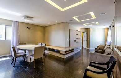 Imagem: O apartamento possui 4 Dormitórios, 5 Banheiros, 3 Vagas na