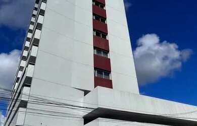 Imagem: O apartamento possui 4 Dormitórios, 3 Banheiros, 2 Vagas na