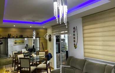 Imagem: O apartamento possui 3 Dormitórios, 2 Banheiros, 2 Vagas na