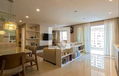 Imagem: O apartamento possui 2 Dormitórios, 2 Banheiros, 2 Vagas na