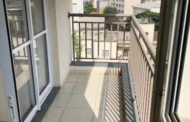 Imagem: O apartamento possui 2 Dormitórios, 1 Banheiro, 2 Vagas na