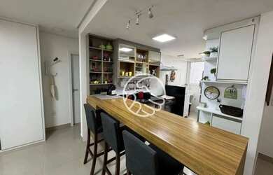 Imagem: O apartamento possui 2 Dormitórios, 2 Banheiros, 1 Vaga na