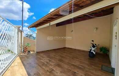 Imagem 2: Casa à venda Casa com 3 dormitórios