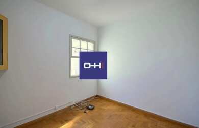 Imagem: A casa possui 4 Dormitórios, 5 Banheiros, 3 Vagas na garagem