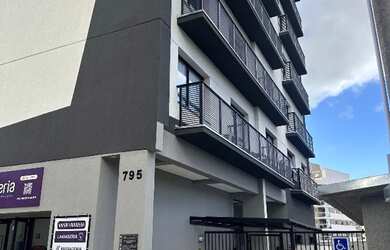 Imagem: A kitnet possui 1 Dormitório, 1 Banheiro, 1 Vaga na garagem