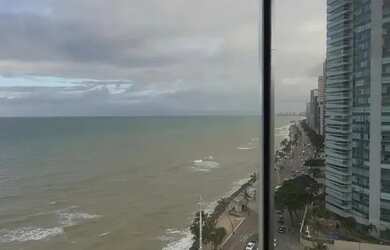 Imagem: O apartamento possui 3 Dormitórios, 3 Banheiros, 3 Vagas na