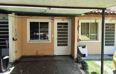 Imagem: A casa em condomínio possui 2 Dormitórios, 2 Banheiros, 1