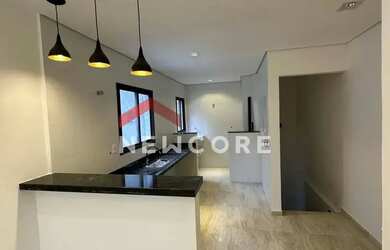 Imagem: A casa em condomínio à venda possui 2 Dormitórios, 2 Banheiros