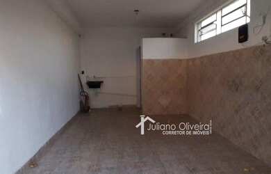 Imagem: O depósito possui 17m² de Área e está localizado em Foch