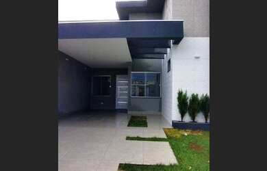 Imagem: A casa possui 3 Dormitórios, 2 Banheiros, 90m² de Área e