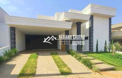 Imagem: A casa em condomínio possui 3 Dormitórios, 3 Banheiros, 2