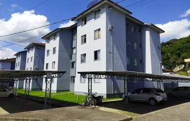 Imagem: O apartamento possui 2 Dormitórios, 1 Banheiro, 1 Vaga na garagem