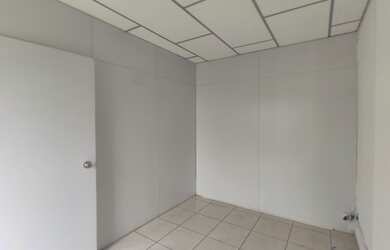 Imagem 12: Sala para alugar por R$ 750.00, 28.54 m2 - CENTRO - JOINVILLE/SC