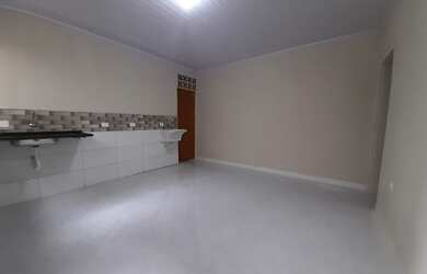 Imagem 2: CASA NO TUDE BASTOS. 1 Banheiroe1 Dormitório