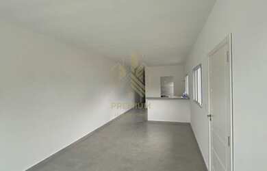 Imagem: A casa possui 2 Dormitórios, 2 Banheiros, 110m² de Área e