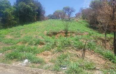 Imagem: O terreno possui 477m² de Área e está localizado em Loteamento