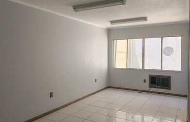 Imagem: O depósito possui 36m² de Área e está localizado em Cristo