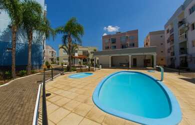 Imagem: O apartamento possui 2 Dormitórios, 1 Banheiro, 1 Vaga na garagem