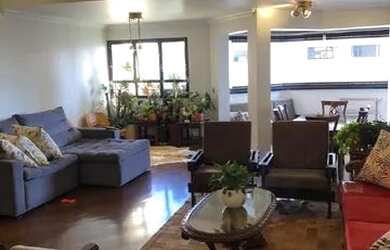 Imagem: O apartamento possui 4 Dormitórios, 5 Banheiros, 4 Vagas na