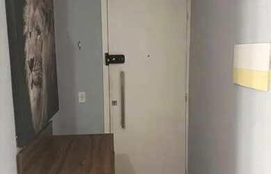 Imagem: O apartamento possui 3 Dormitórios, 1 Banheiro, 1 Vaga na garagem