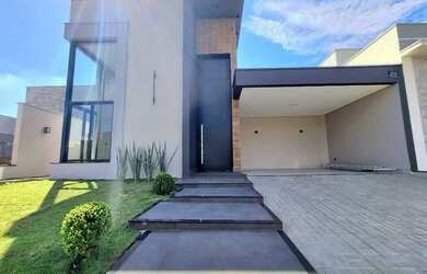 Imagem: A casa em condomínio à venda possui 3 Dormitórios, 4 Banheiros