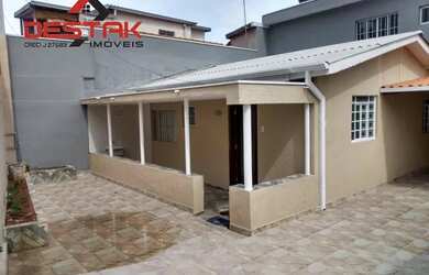 Imagem: A casa possui 2 Dormitórios, 2 Banheiros, 85m² de Área e