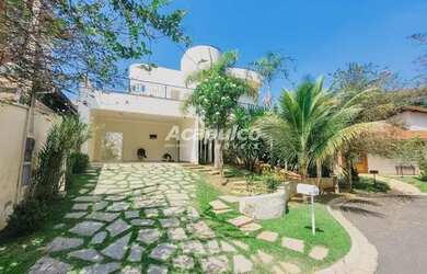 Imagem: A casa em condomínio possui 3 Dormitórios, 1 Banheiro, 2 Vagas