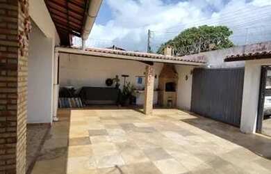 Imagem: A casa possui 2 Dormitórios, 1 Banheiro e está localizado