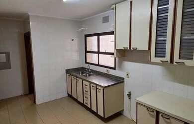 Imagem 11: Apartamento com 3 quartos para alugar por R$ 4100.00, 106.75 m2 - AGUA...