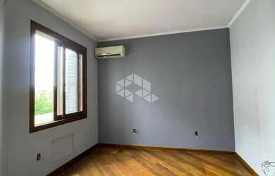 Imagem: O apartamento possui 3 Dormitórios, 2 Banheiros, 1 Vaga na