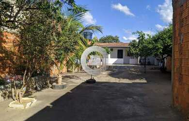 Imagem 13: Casa em Montes Claros, no bairro Maracanã, à venda