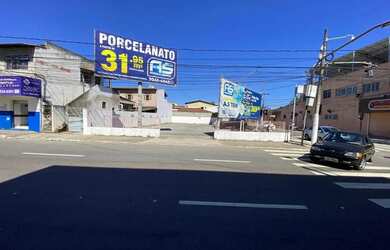 Imagem: O terreno possui 300m² de Área e está localizado em Centro