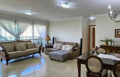 Imagem: O apartamento possui 4 Dormitórios, 4 Banheiros, 3 Vagas na