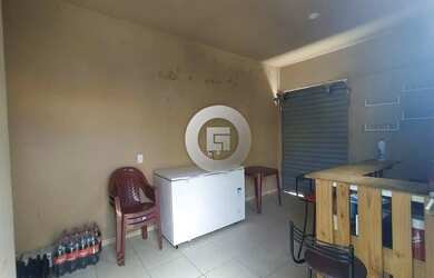 Imagem 15: Casa em Montes Claros, no bairro Maracanã, à venda