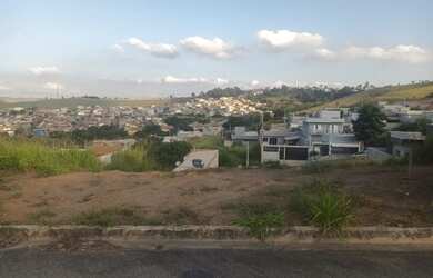 Imagem: O terreno possui 250m² de Área e está localizado em Núcleo