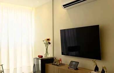 Imagem 2: 2 quartos com suíte. Piscina, Churrasqueira, Imóvel mobiliadoeAr-condicionado