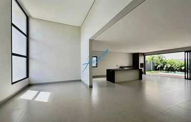 Imagem 15: Casa ampla e sofisticada de Condomínio à Venda em Chácaras Aeroporto,...