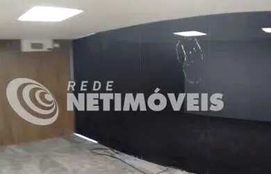 Imagem: O depósito possui 5 Vagas na garagem, 440m² de Área e está