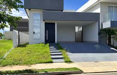 Imagem: A casa em condomínio possui 3 Dormitórios, 5 Banheiros, 2