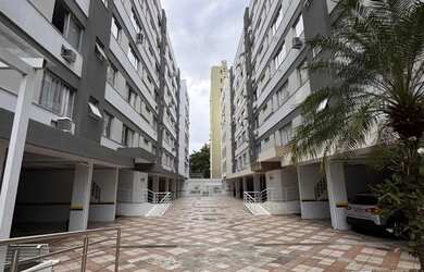 Imagem: O apartamento possui 3 Dormitórios, 2 Banheiros, 1 Vaga na