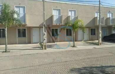 Imagem: A casa possui 2 Dormitórios, 2 Banheiros, 1 Vaga na garagem