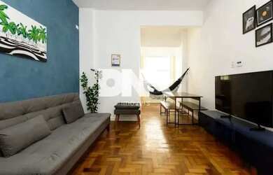 Imagem: O apartamento possui 2 Dormitórios, 2 Banheiros, 65m² de Área